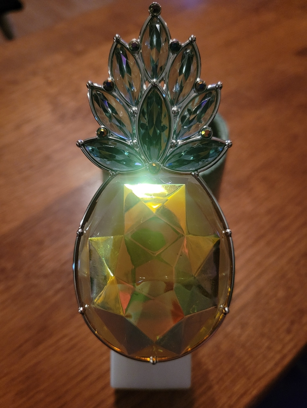 Bath & Body Works PINEAPPLE GEM NIGHTLIGHT Wallflower Diffuser Plug In 2023